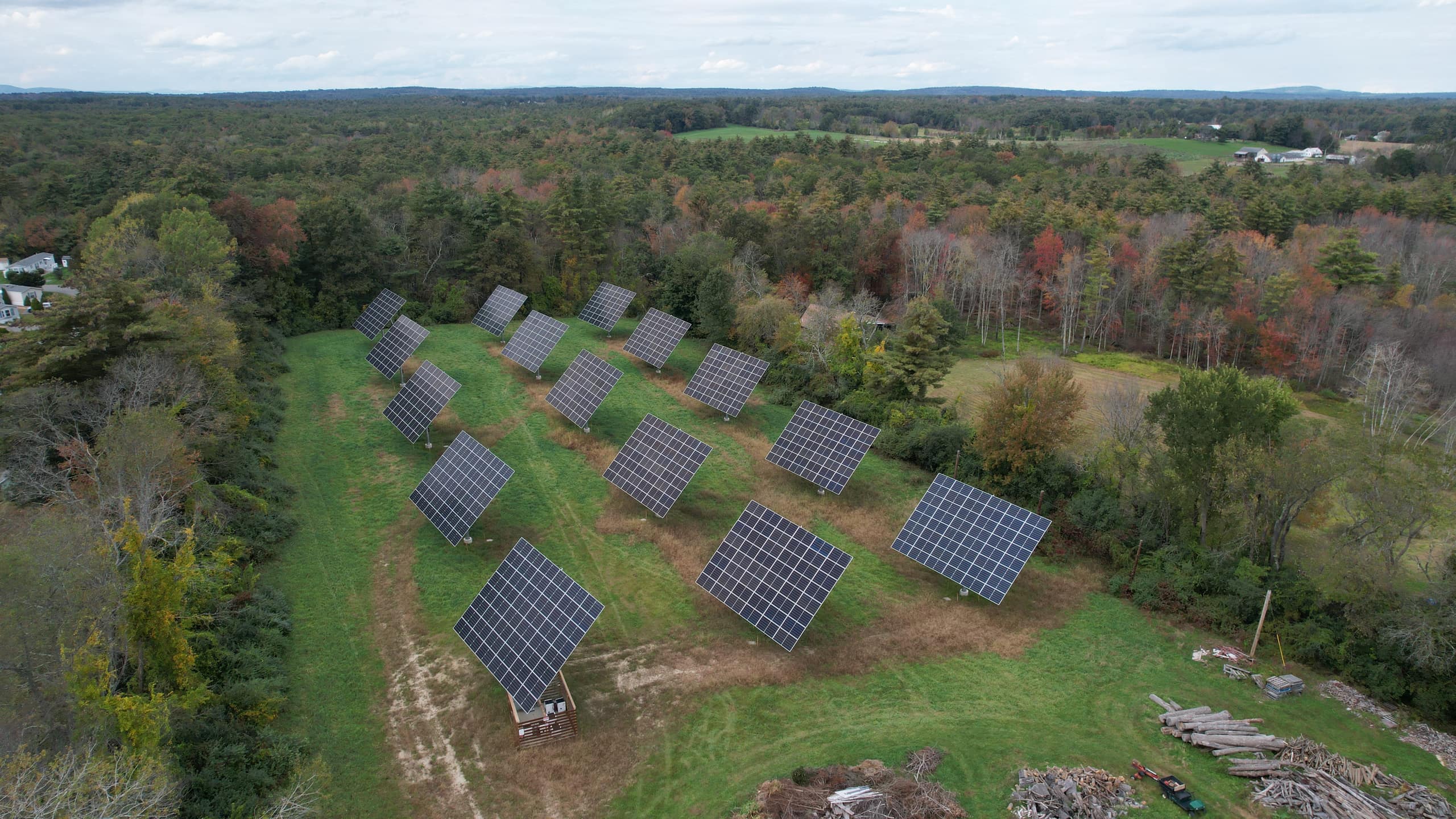 Outlook Berwick ME - 18 tracker commercial installation